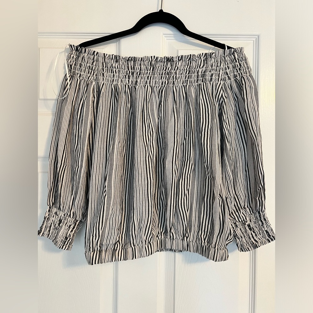 Evereve Sydney stripe off-shoulder blouse